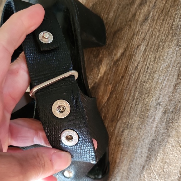 Anyi Lu Black Leather Embossed Athena Sandals EU Size 38 - Picture 5 of 8